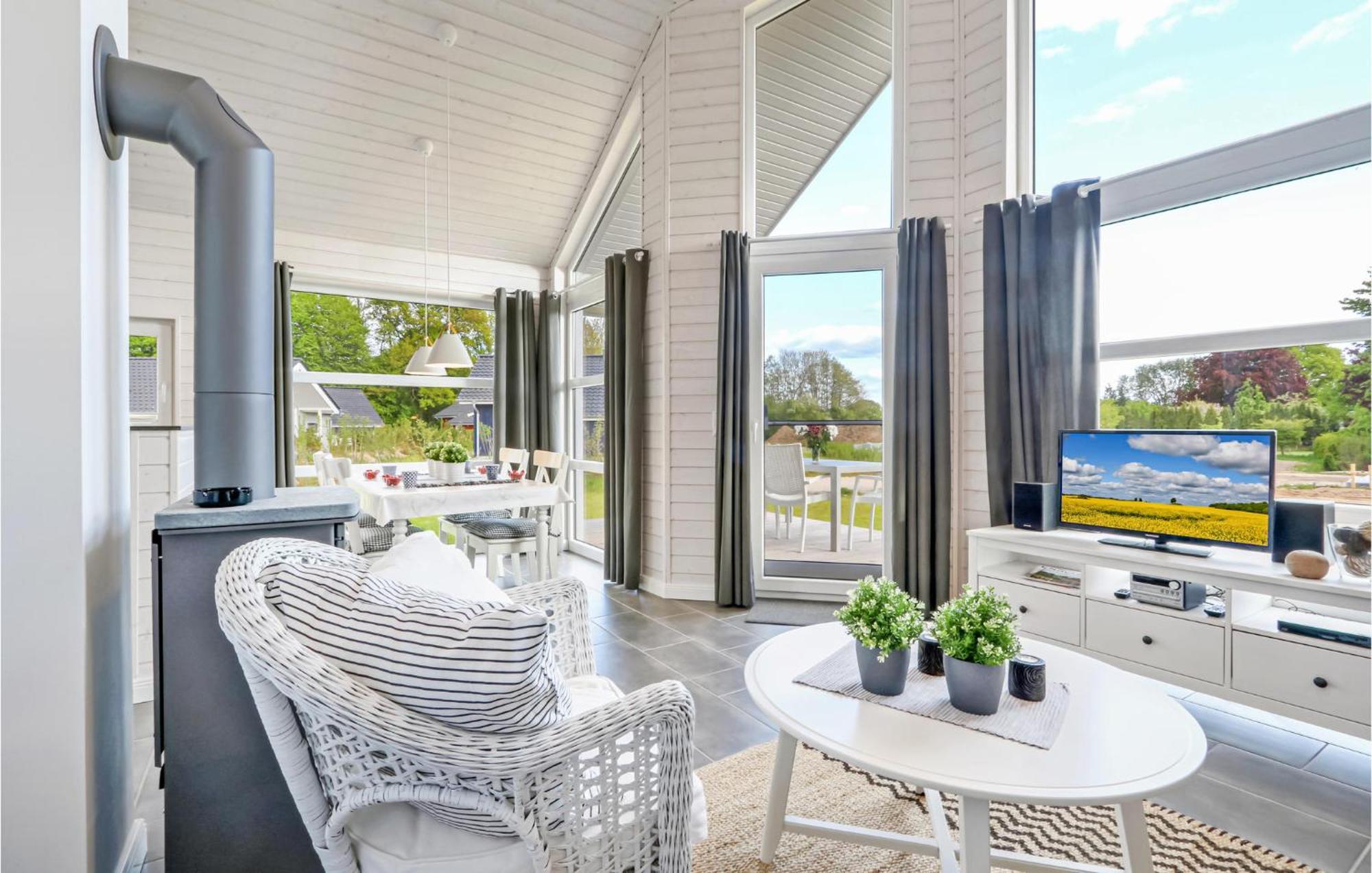 Stunning home in Krems II-Warderbrck with 2 Bedrooms, Sauna&WiFi Gols Exterior foto