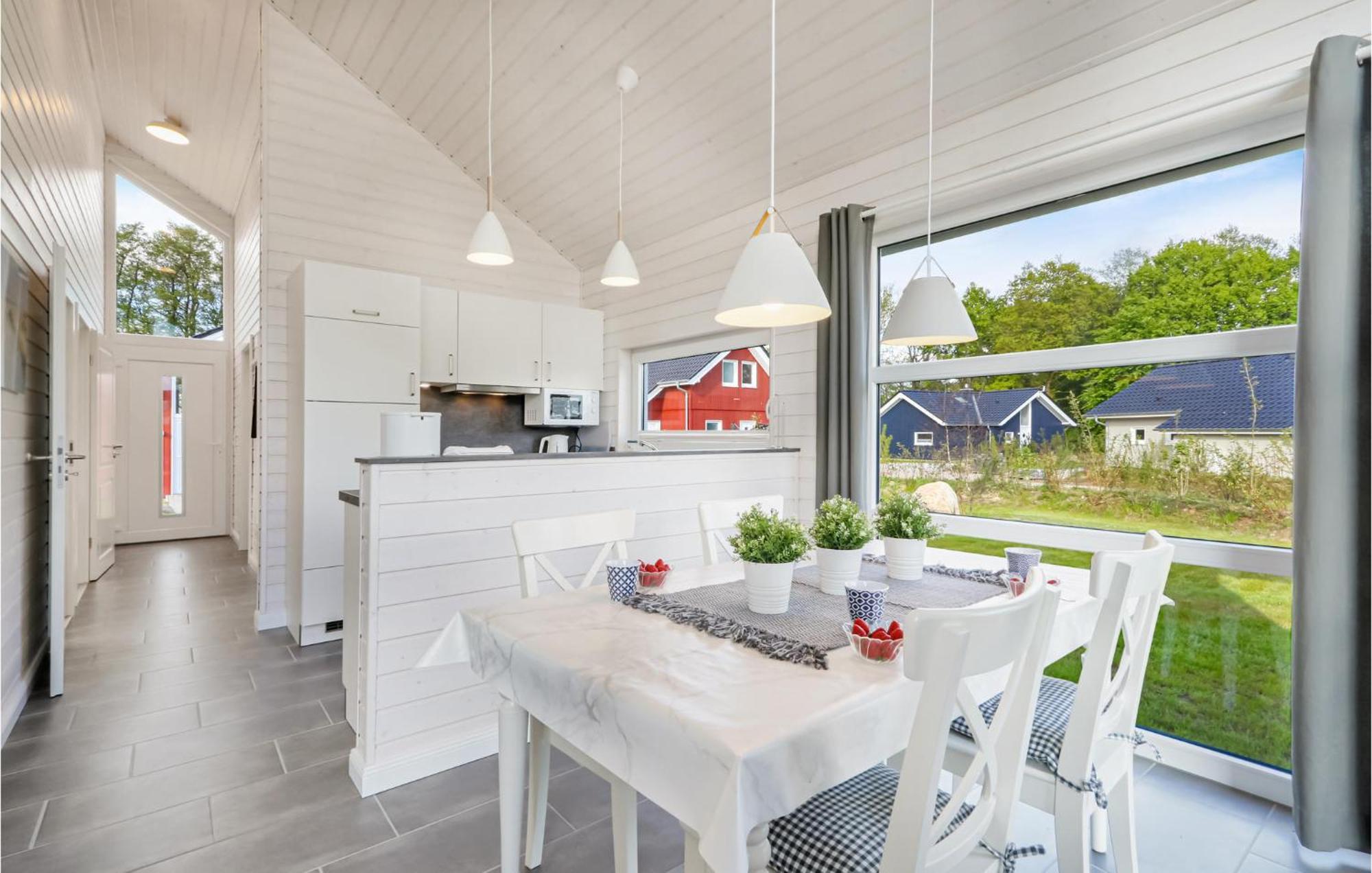 Stunning home in Krems II-Warderbrck with 2 Bedrooms, Sauna&WiFi Gols Exterior foto