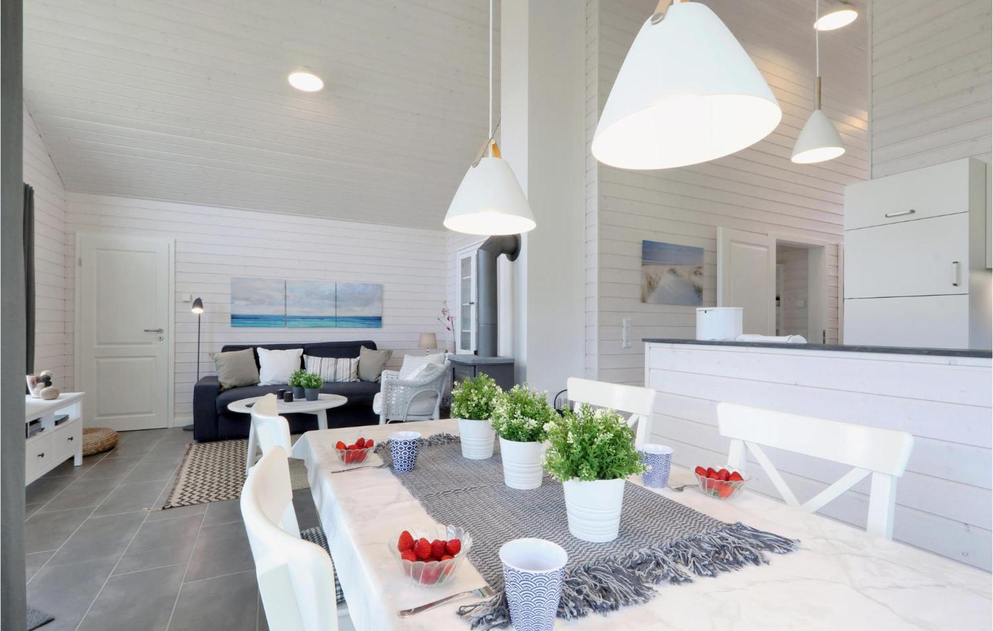 Stunning home in Krems II-Warderbrck with 2 Bedrooms, Sauna&WiFi Gols Exterior foto